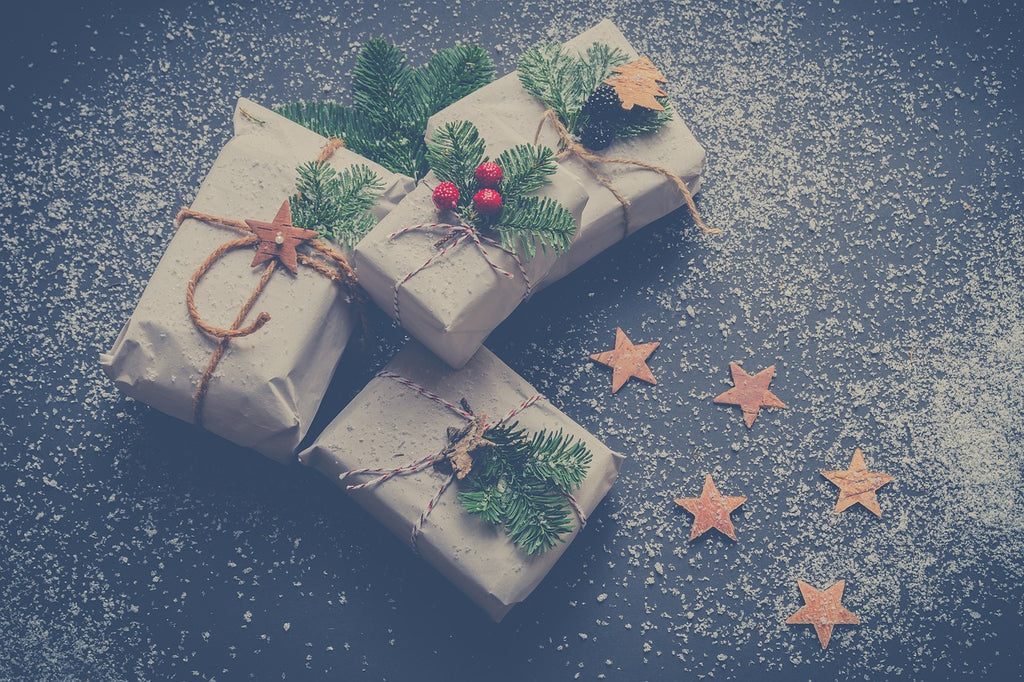 Entdecken Sie bei Sovavi die perfekte Auswahl an Geschenken für Weihnachten und das ganze Jahr. Kuschelige Strickjacke, Pullover oder Pullunder für Wärme und Stil, die Freude und Gemütlichkeit verbreitet.