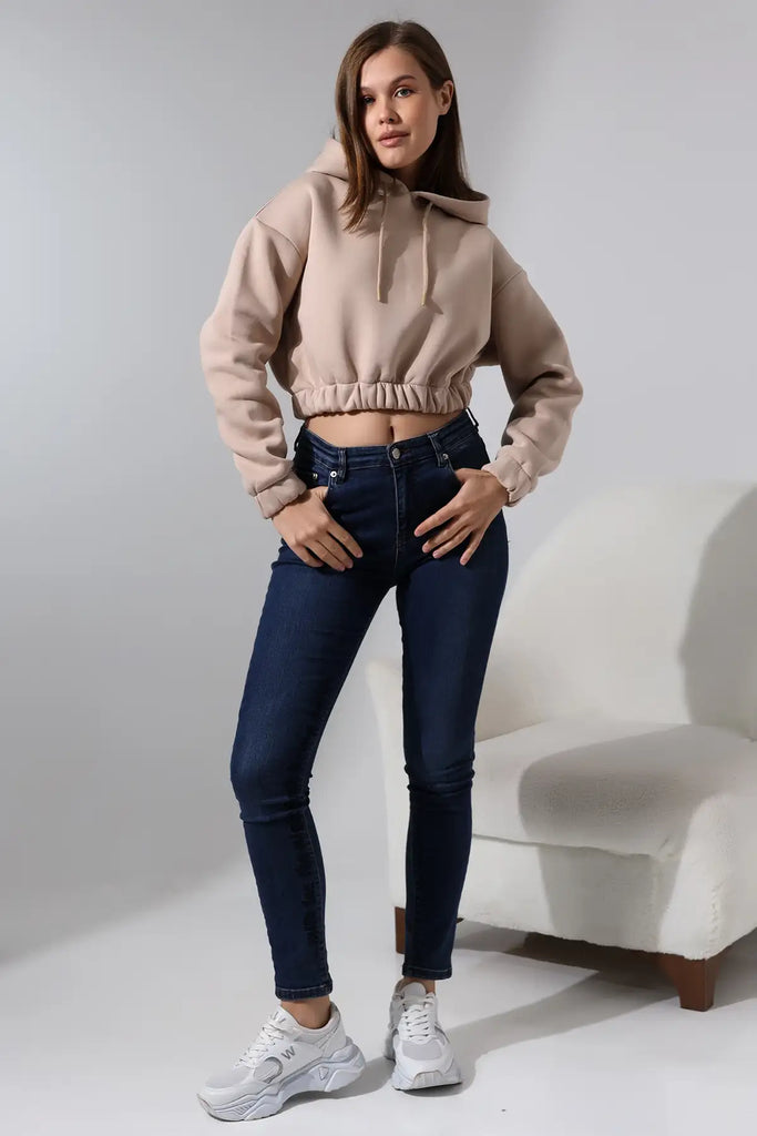 Entdecken Sie unsere stilvollen Crop Sweatshirts bei Sovavi! Diese schicken und preisgünstigen Sweatshirts sind die perfekte Ergänzung für Ihre Garderobe. Vergleichen Sie die Preise und finden Sie Ihr neues Lieblings-Crop-Sweatshirt! 